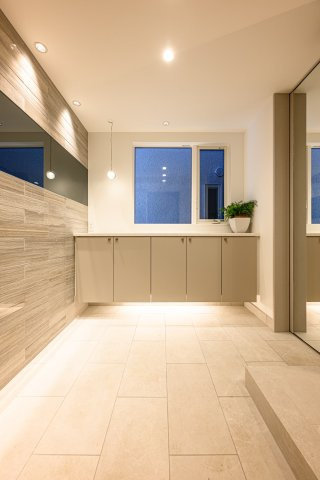 世田谷区世田谷　完成デザイナーズ住宅B号棟の洋室