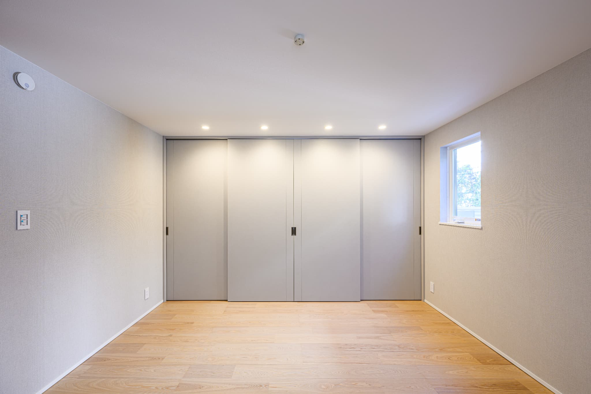 世田谷区世田谷　完成デザイナーズ住宅B号棟の洋室