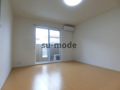 【寝室】 | ハミングバード