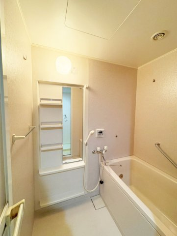 サンライトパストラル五番街B棟の浴室