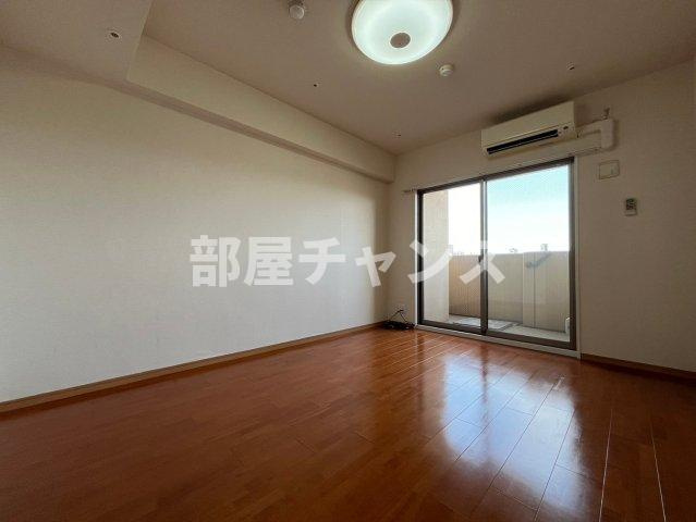 エコロジー鶴舞レジデンスの居間・リビング