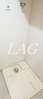 【設備】 | 亀十レジデンス | 室内洗濯機置き場です。