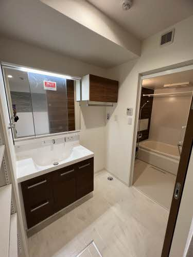 アンソレイエ古江の洗面所