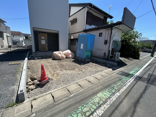 新築　高崎市上和田町1期　LIGNAGE　1号棟　の駐車場|現地写真　駐車スペースは並列2台分可能です！

