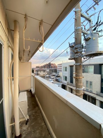 【バルコニー】