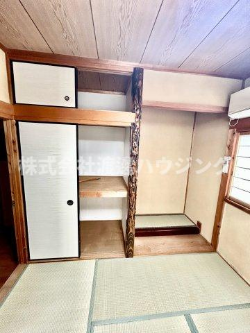 野崎３丁目一戸建の収納