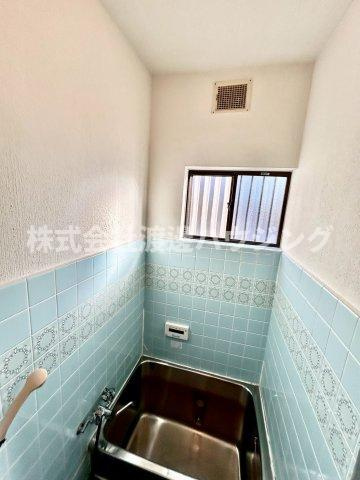 野崎３丁目一戸建のその他|窓