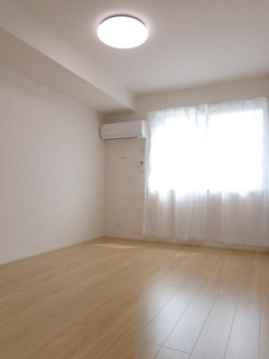 【寝室】 | アンシャンテ | 洋室6.1帖