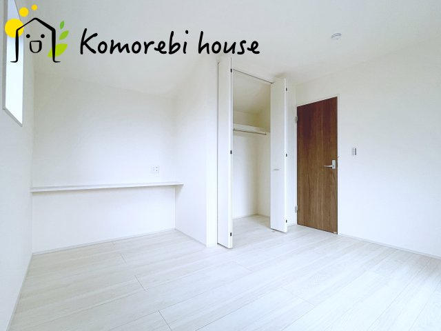 西区土屋　新築一戸建て　リーブルガーデン　01の寝室|開放的な寝室です