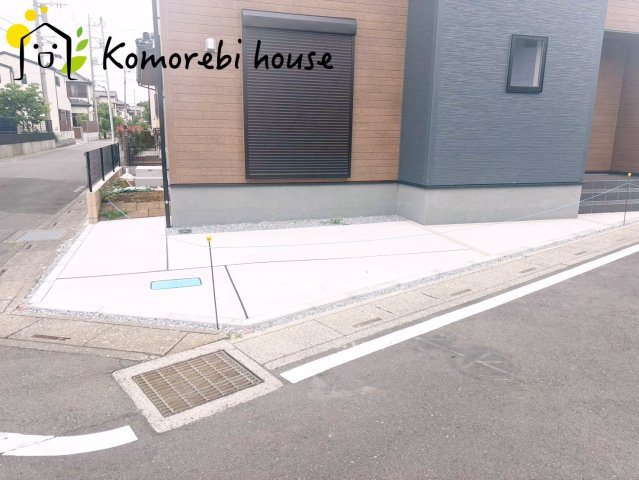 西区土屋　新築一戸建て　リーブルガーデン　01の駐車場|車をお持ちの方に嬉しい駐車場付きの物件です