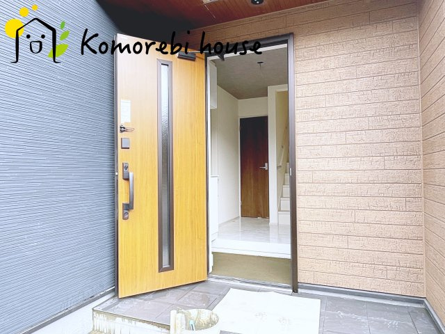 西区土屋　新築一戸建て　リーブルガーデン　01の玄関|シンプルで使いやすい玄関です