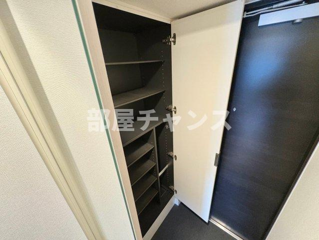 プレサンス上前津リラシスの収納