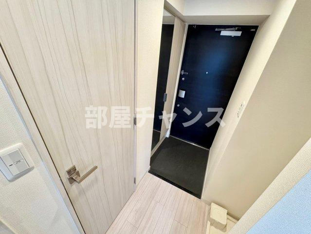 プレサンス上前津リラシスの玄関