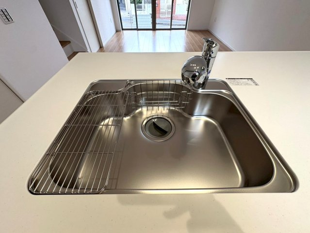 ◆京阪バス『北団地東』停まで徒歩４分◆ＷＩＣ付き◆陽当たり・通風良好◆伏見区醍醐柿原町１期のキッチン|シンク