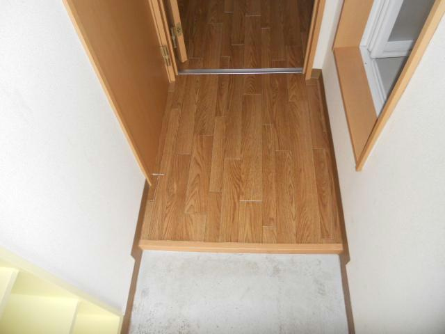 ＩＴマンションかがやきの玄関