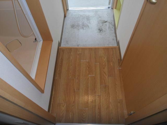 ＩＴマンションかがやきの玄関