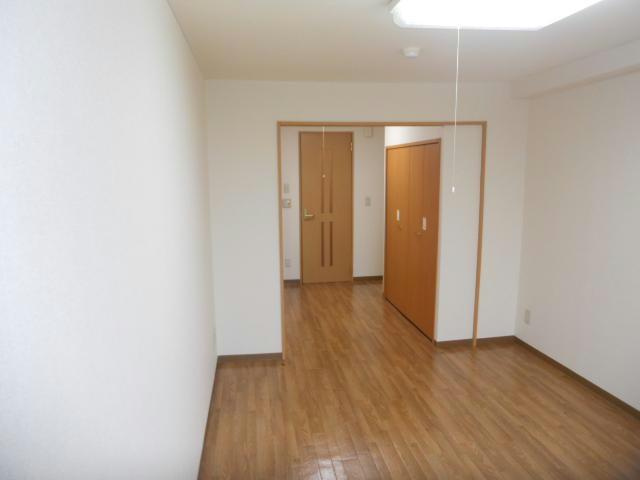 ＩＴマンションかがやきの居間・リビング