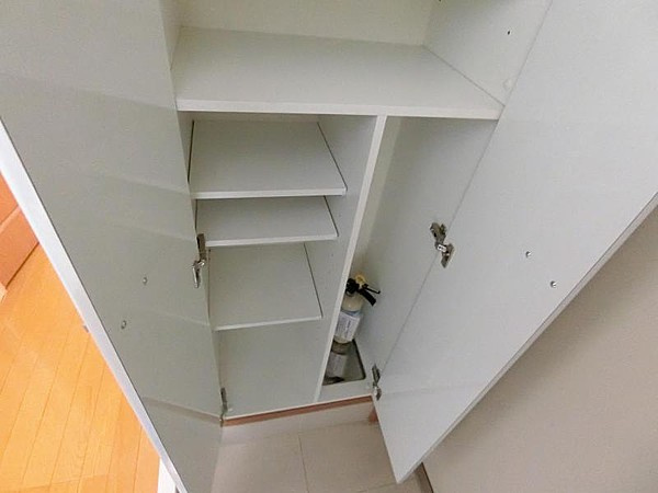 台東区雷門１丁目の賃貸マンションの収納