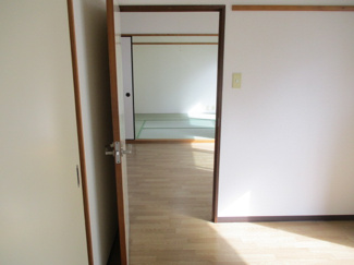 【洋室】 | 大進ビル