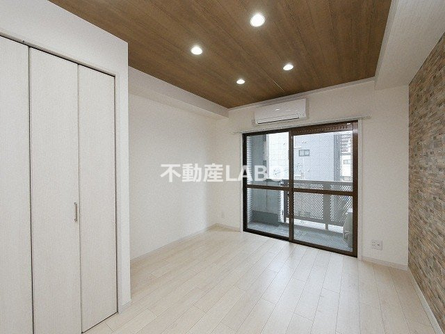 グランデール英Ⅱの居間・リビング