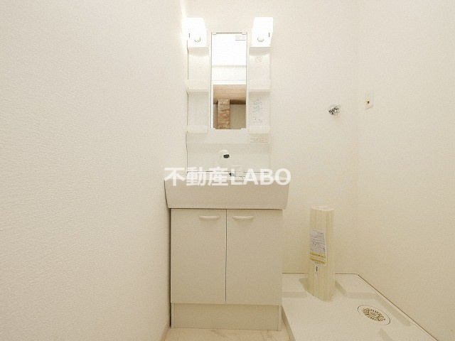 グランデール英Ⅱの洗面所