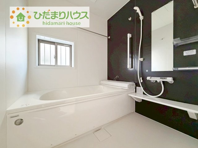【浴室】 | 守谷市薬師台7丁目16番　新築戸建　C号棟 | 今日も１日お疲れでした。広いお風呂で疲れを癒してください、、、♡