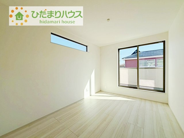 【洋室】 | 守谷市薬師台7丁目16番　新築戸建　C号棟 | 木の温もりがやさしいフローリング♪
