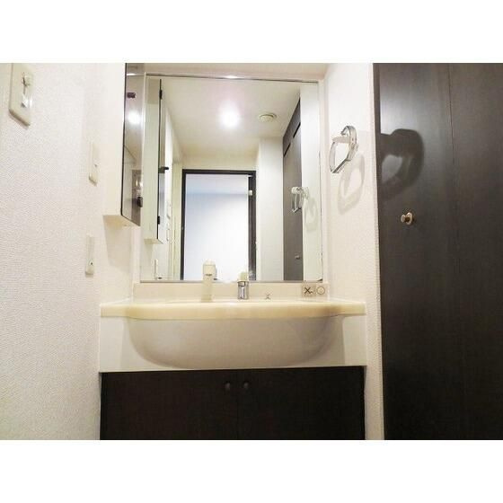 コスモ小石川の独立洗面台