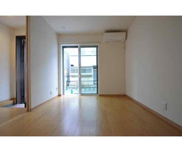 北新宿２－５－３３の寝室