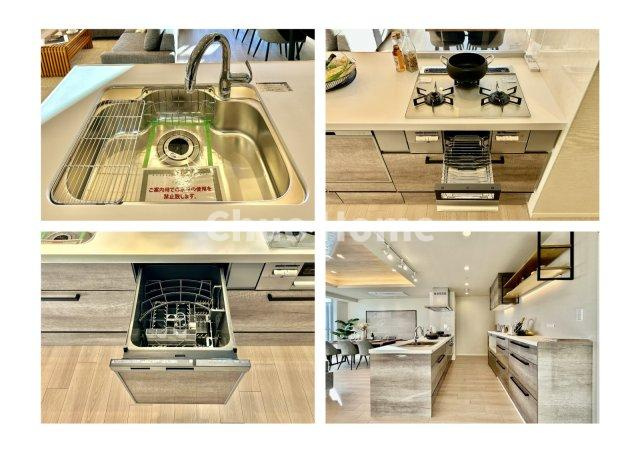 Wコンフォートタワーズイーストのキッチン|【システムキッチン】ワイドで収納豊富な使い勝手の良いカウンターキッチンには、ディスポーザー、食洗器、伸縮タイプのキッチン水栓、三ツ口コンロ・魚焼きグリルなどの便利な設備が標準完備されています。