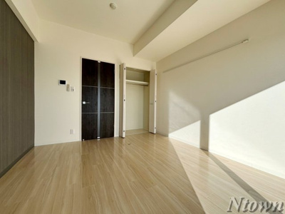 【居間・リビング】 | Aurum | こちらのリビングで趣味の時間をお楽しみください