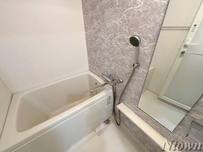 【浴室】 | Aurum | 日々の疲れを癒すお風呂付です