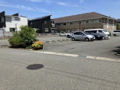 チェリーあいの駐車場
