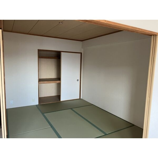 パルティール南ヶ丘の和室