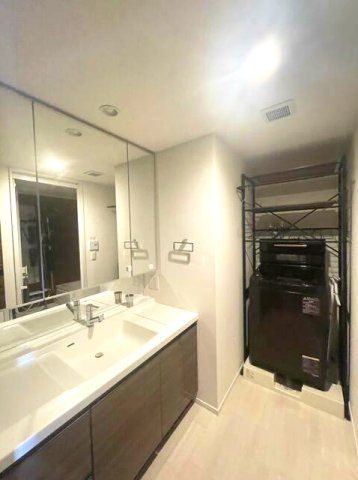 プレミスト大江本町の独立洗面台