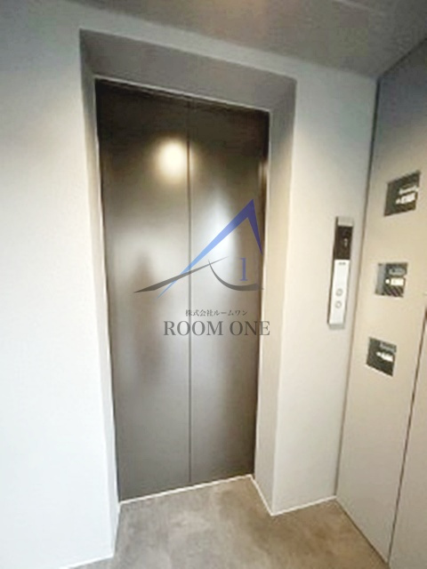 ＲＥＬＵＸＩＡ両国Ⅱのその他共用部分|エレベーターです。