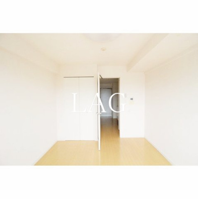 【寝室】 | プレール・ドゥーク大島PARK SIDE | 寝室です。