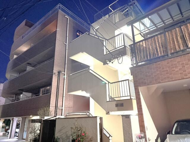 レジデンスネモトの外観