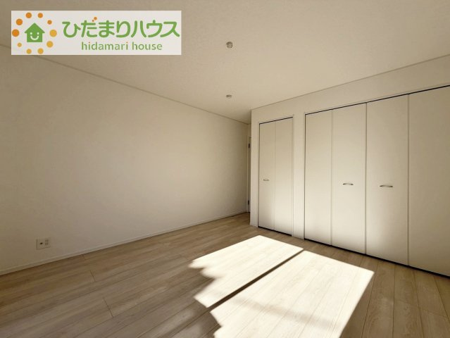 【寝室】 | 筑西市井上第1　新築戸建　1号棟 | 天井の高い主寝室♪ゆっくりと過ごせる大人のくつろぎ空間！