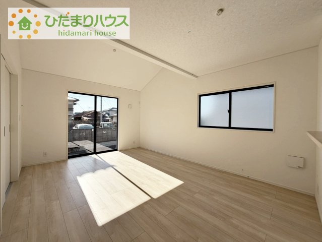 【居間・リビング】 | 筑西市井上第1　新築戸建　1号棟 | 早くお仕事終わらせて、家に帰りたくなるようなリビングです(^^♪