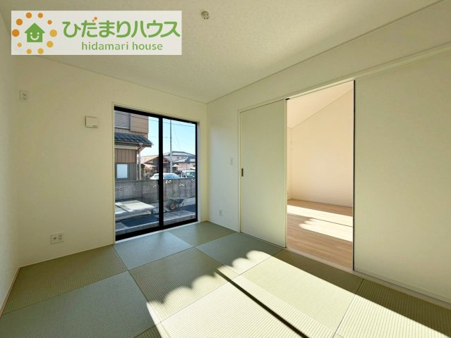 【和室】 | 筑西市井上第1　新築戸建　1号棟 | 小さなお子さまのいる方におすすめ！リビング横の和室でお子様が遊んでる様子も確認できます(^^)/