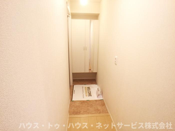 メルベーユおおたかの森　1号棟の玄関