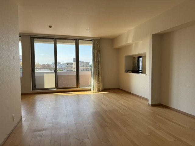 アスティオス狛江の居間・リビング