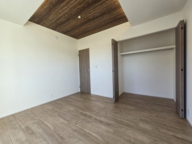 【洋室】 | 秦野市東田原　限定１棟　新築住宅