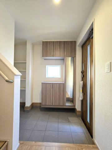 【玄関】 | 秦野市東田原　限定１棟　新築住宅