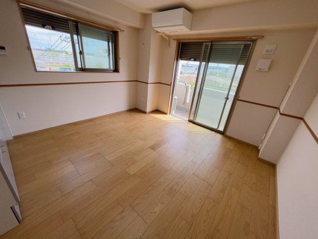 インぺリアル南大高の内装