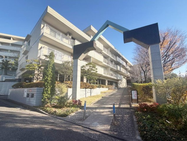 インペリアル東白楽ガーデンハウスA棟【仲介手数料無料】の外観