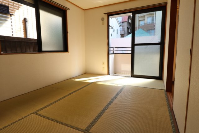 エミネンス 弐番館の和室