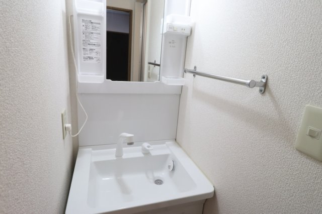 エミネンス 弐番館の洗面所