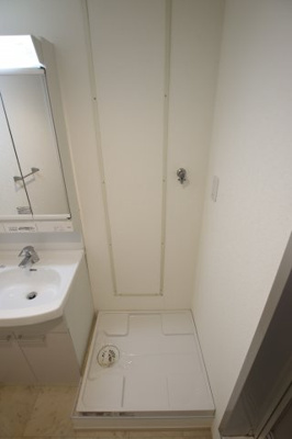 【設備】 | 丸元ハイツ | 室内洗濯機置場